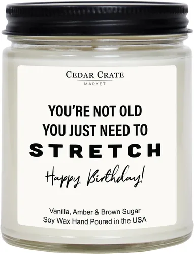 Vista 6 de Cedar Crate Market -Regalos de cumpleaños número 16 para niñas, vela de cumpleaños dulce de 16 años, aroma a pastel de vainilla y crema de Dulce 16
