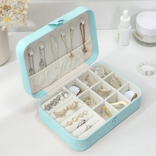 Vista 8 de plplaaoo Joyero organizador de viaje, estuche de joyería de viaje, pequeño organizador portátil, caja de almacenamiento de exhibición, organizador
