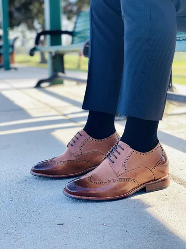Vista 7 de CALTO Zapatos de ascensor invisibles para hombre - Cuero premium marrón con punta de ala con cordones Oxfords formales - 3 pulgadas más alto - Y10652