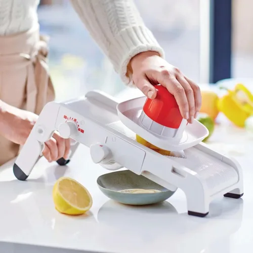 Vista 3 de TUPPERWARE Chef Mando-Chef D202 - Rallador multirebanador Mandolino Küchenenstar Blanco/Rojo