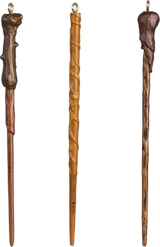 Vista 2 de Hallmark Keepsake Adorno de Navidad 2022, varitas mágicas de Harry Potter, juego de 3