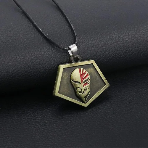 Vista 8 de Uryuu Quincy Cross Necklace - Ichigo Soul Reaper Badge Chains - Halloween Anime Gifts for Women Men and Fans