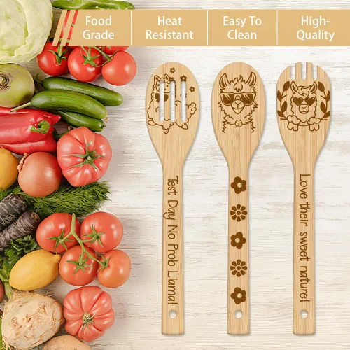 Vista 4 de GLOBLELAND Juego de 6 cucharas de madera de alpaca, lindo animal tallado de bambú, utensilios de cocina para mujeres y hombres, juego de espátulas