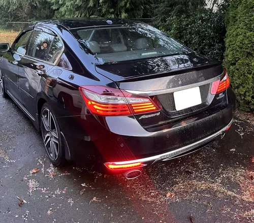 Vista 5 de iJDMTOY OE-Spec Luces Reflectoras LED Completas de Parachoques Inferior con Lente Roja Compatible con Honda Accord Sedán 2016-2017, Funcionan como
