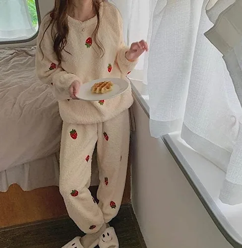 Vista 5 de Kawaii - Conjunto de ropa de dormir de fresa para mujer, ropa de descanso Kawaii