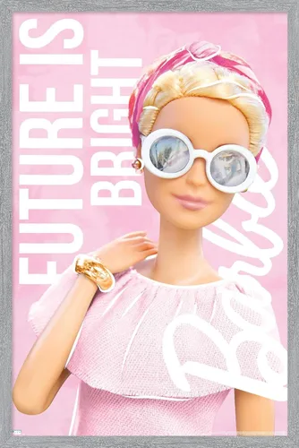 Vista 16 de Mattel Barbie - Póster de pared Future is Bright, 22.4 pulgadas de largo x 14.7 pulgadas de ancho, versión enmarcada de madera de granero