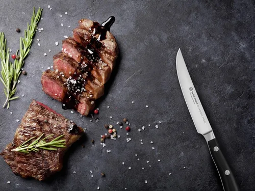 Vista 6 de Wüsthof Classic IKON - Cuchillo para carne, 4.5", color negro