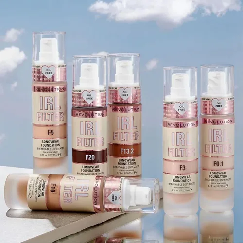 Vista 9 de Revolution, base de maquillaje de larga duración IRL Filter, fórmula suave y transpirable, cobertura media a completa, acabado mate, F1, 0.7 fl oz