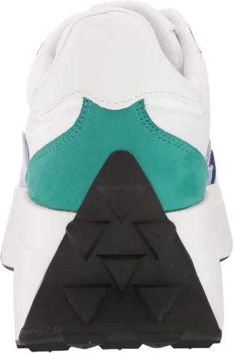 Vista 3 de GUESS Women's Calebb3 Sneaker