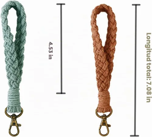 Vista 4 de Llavero de macramé, estilo bohemio, hecho a mano, llavero de muñeca para mujer 1_verde&café