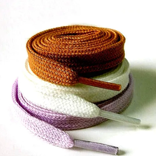 Vista 2 de Cordones planos de 52 pulgadas de largo y 5/16 pulgadas de ancho para tenis atléticos