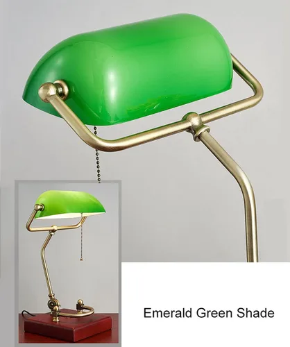 Vista 4 de Lámpara de mesa Esmeralda Verde Vidrio Luz de lectura Base de madera 1920 Clásico Banker lámpara Verde Pull Switch LED Lámpara de escritorio