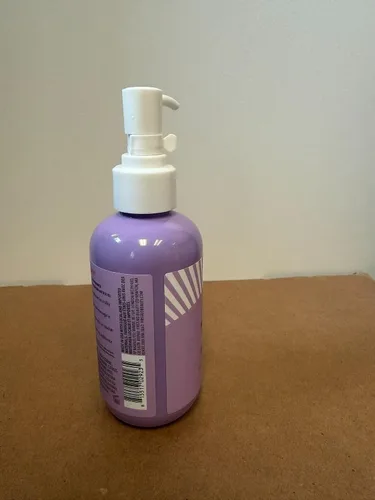 Vista 8 de First Aid Beauty - Aceite corporal nutritivo después de la ducha, hidrata la piel y retiene la humedad con lípidos beneficiosos para la piel, aceite