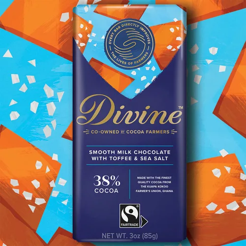 Vista 2 de Divine Barras de chocolate, chocolate con leche con caramelo y sal marina, hechas con cacao de comercio justo, ingredientes naturales, sin sabores