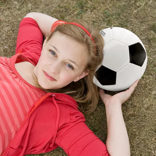 Vista 6 de KWOOD Balón de Fútbol Clásico Personalizado, Balón de Fútbol Grabado con Bomba Premium para Entrenamiento y Recreación, Disponible