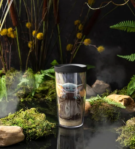 Vista 3 de Tervis 1362591 - Vaso aislante, con el niño escurridizo de The Mandalorian.