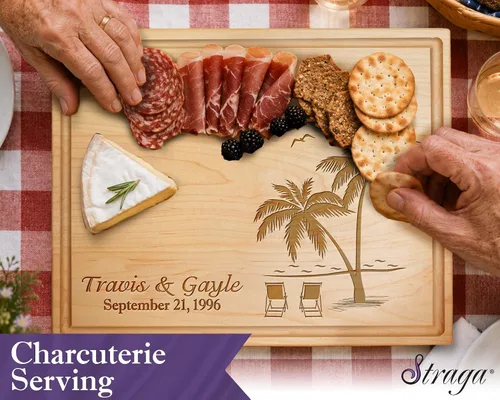 Vista 8 de Tabla de cortar personalizada para bodas en la playa – Tabla de charcutería grabada personalizada para parejas – Regalo náutico de playa tropical