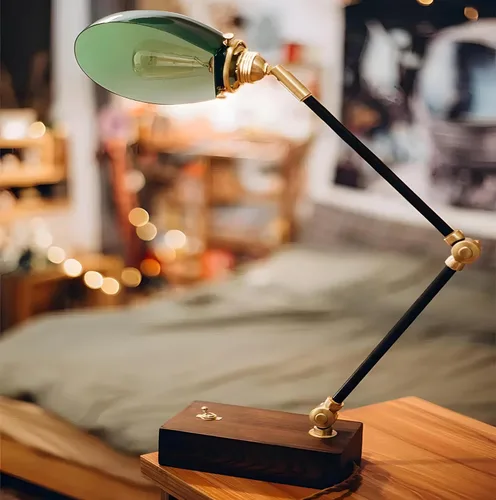 Vista 5 de Lámpara de escritorio retro, lámparas de mesa verde antiguo con base de madera de nogal, luz de lectura de latón con pantalla de vidrio verde