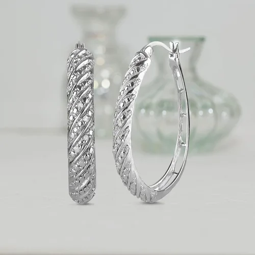Vista 4 de Natalia Drake Aretes de aro grandes con diamantes ovalados en diagonal para mujer, en plata de ley 925 chapada en rodio, Metal precioso., Diamante