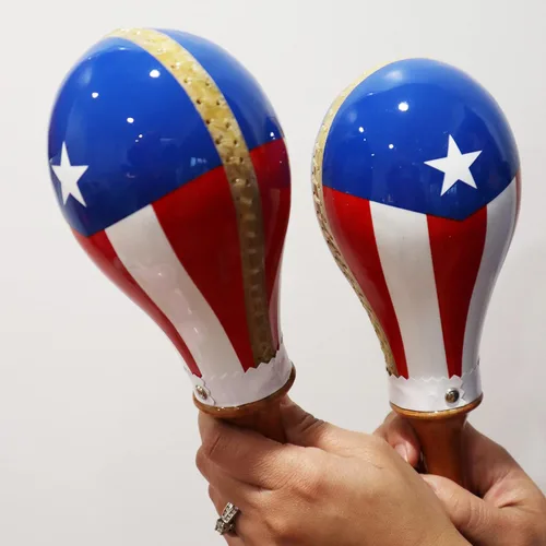 Vista 3 de Estilo Salsa - Bandera Puertorriqueña Maracas de Cuero Crudo - Maracas Professional Sound