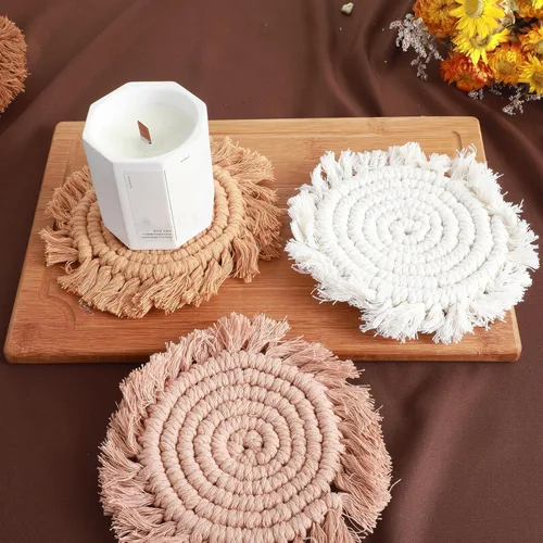 Vista 6 de 4 posavasos de macramé bohemios, hechos a mano con bordes de borlas, para café, hogar, cocina, oficina, decoración de mesa