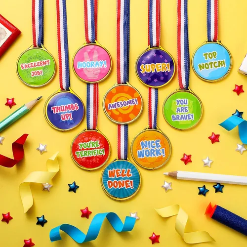 Vista 2 de Gejoy Medallas de premio, medallas surtidas para premios para niños, medallas de premio de plástico estilo surtido, medallas de premio para niños
