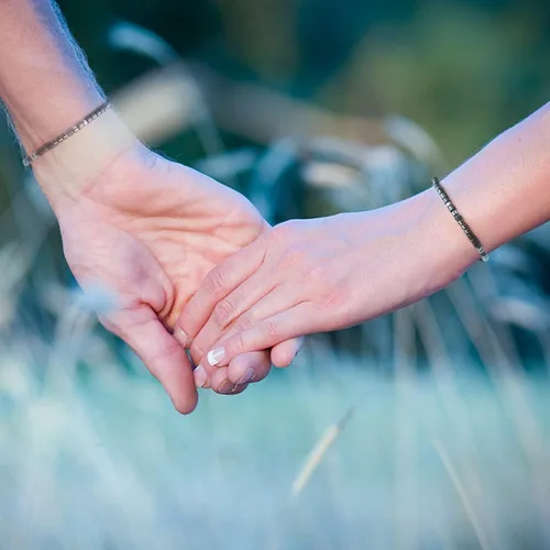 Vista 7 de Pulseras de código morse para mujeres y hombres, pulseras de cuerda, pulseras inspiradoras regalos para parejas, mamá, hija, mejor amiga, pulseras