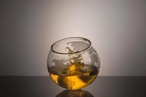 Vista 8 de Vasos de whisky grabados con forma de globo – Vaso de rocas para ron, tequila, whisky, vasos – Regalos de whisky – Cóctel de 10 onzas o vidrio