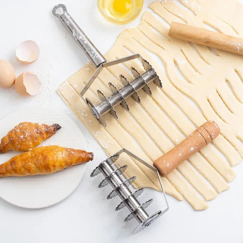 Vista 8 de UPKOCH Cortador de pastelería de acero inoxidable con mango de madera masa