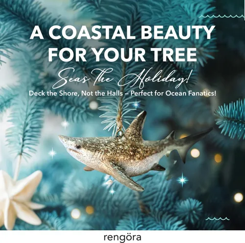 Vista 2 de Adorno de Navidad pintado a mano para playa – Decoración costera para árbol para amantes del océano – Adorno náutico único para árbol de Navidad
