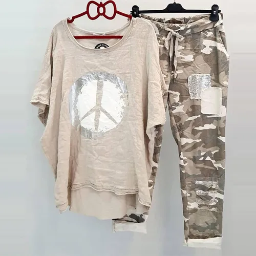 Vista 2 de Conjuntos de dos piezas para mujer, holgados, holgados, de manga 34, camisas de gran tamaño y pantalones capri de camuflaje, conjuntos de chándales