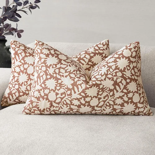 Vista 34 de Foindtower - Juego de 2 fundas de almohada decorativas con flores neutras estilo farmhouse, fundas de almohada boho para sofá, sofá cama