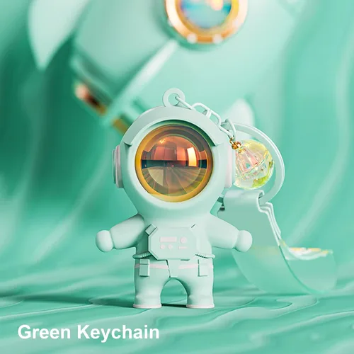 Vista 8 de YOU WIZV Llavero de astronauta, lindos llaveros Kawaii de anime geniales para mochilas, llaveros espaciales con luz de puesta de sol para mujeres
