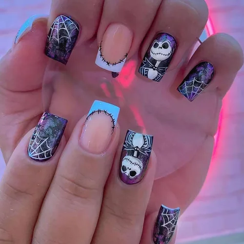 Vista 25 de Uñas postizas a presión para Halloween, cuadradas, cortas, con diseños de bosque lunar, uñas postizas con pegamento oscuro brillante en las uñas