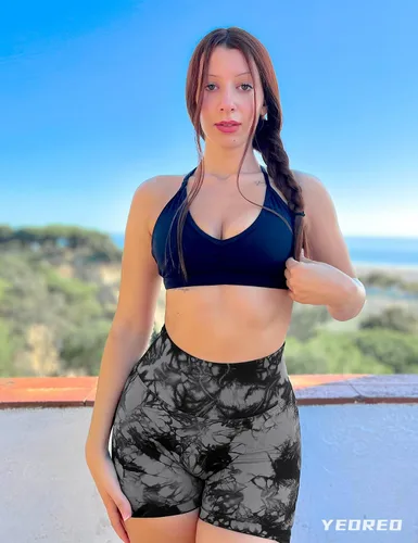 Vista 3 de YEOREO Pantalones cortos profesionales de entrenamiento para mujer, 3.6 pulgadas, pantalones cortos sin costuras, cintura alta, contorno, gimnasio