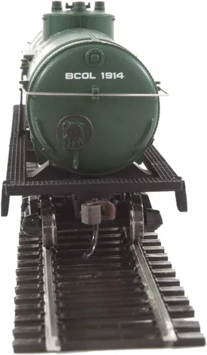 Vista 3 de Walthers Trainline HO Escala Modelo British Columbia Railway Tank Car, verde/amarillo/blanco