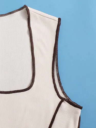 Vista 4 de SheIn Camiseta corta asimétrica Stitch sin mangas con cuello cuadrado para mujer