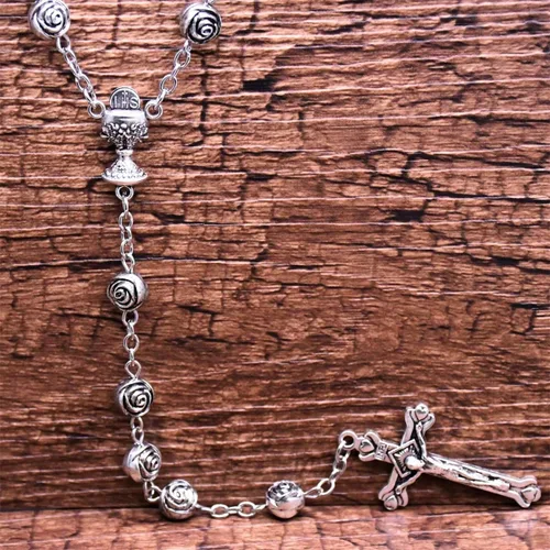 Vista 5 de SZQCZB Collar católico con cuentas de rosario, regalos de primera comunión católica, con lujosa caja de metal, Plástico, No es una piedra preciosa