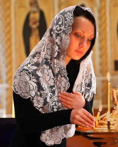 Vista 4 de Bozidol Velos de mantilla católica para mujer bordado de peonía estilo español triangular cubierta de cabeza velos de encaje para iglesia