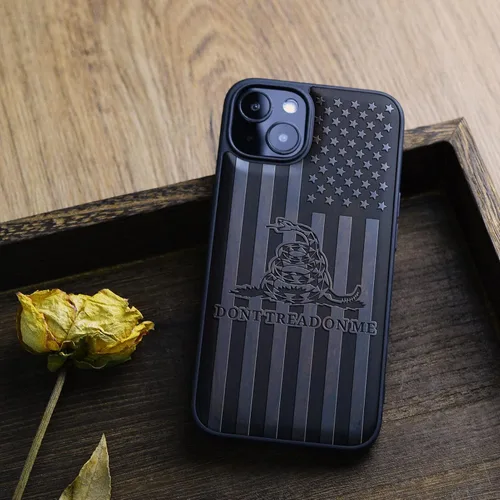 Vista 8 de Carveit Funda magnética de madera para iPhone 13 [madera natural y TPU suave] Funda protectora de madera única a prueba de golpes compatible