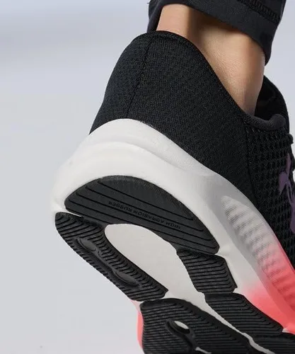 Vista 6 de Under Armour Tenis de correr Charged Pursuit 3 para mujer