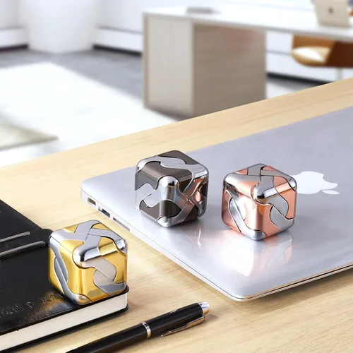 Vista 7 de Rompecabezas de metal 3D Cube Brain Teaser