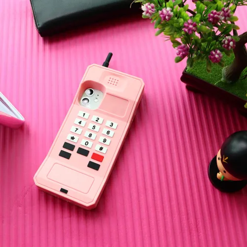 Vista 6 de Bonita funda clásica retro con forma de teléfono celular para iPhone 13, iPhone 14, iPhone 15 de 6.1 pulgadas, funda de silicona suave con dibujos