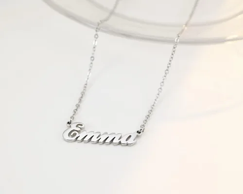 Vista 3 de Collar con nombre grabado personalizado para mujeres, amigos, regalo de Navidad