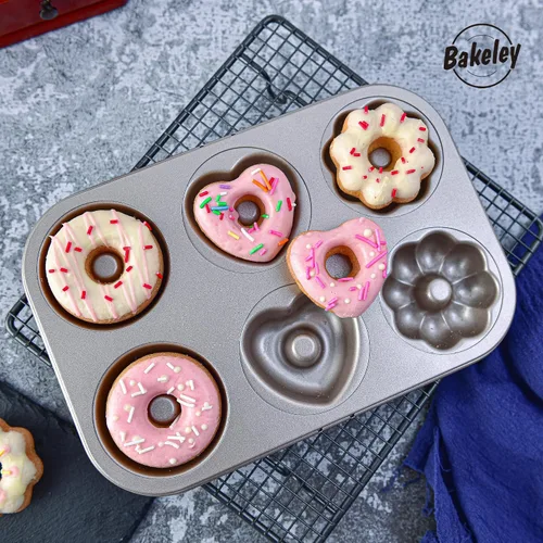 Vista 3 de Molde de Donas Elegante, Molde de Donas de 6 Cavidades, Molde de Bundt de Acero Resistente Antiadherente con Forma de Corazón y Flor, Redondo, Juego
