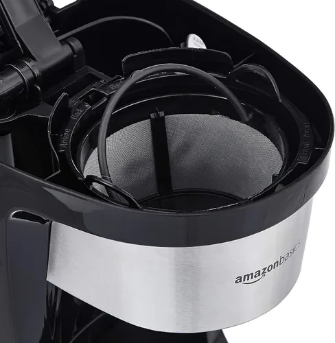 Vista 6 de Amazon Basics - Cafeteras para 5 tazas con filtro reutilizable, Jarras de café, de acero inoxidable y de color negro