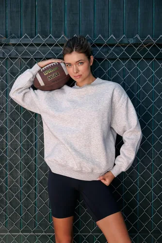 Vista 52 de Cali1850 Sudadera Cloud Nine Fleece Crew para mujer, ajuste relajado, cuello acanalado, puños y dobladillo