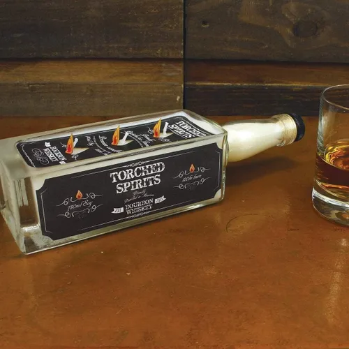 Vista 3 de Torched Spirits - Velas perfumadas con botella de whisky, vela de cera de soja natural, fragancia de caramelo y praliné, gran regalo para hombres