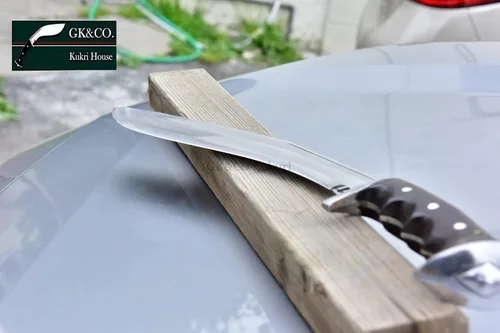 Vista 6 de GK&CO. Kukri House - 13" oficial iraquí emitido genuino Gorkha Kukri/Khukuri cuchillos rojo funda – Hecho a mano por GK&CO. Kukri en Nepal