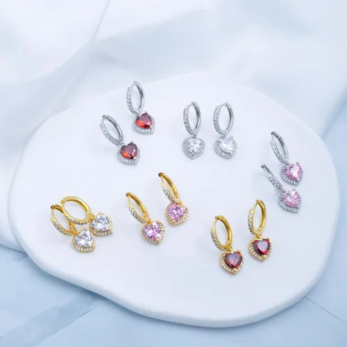 Vista 5 de Aretes colgantes de corazón para mujer, chapados en oro blanco, circonita cúbica de moda, hipoalergénicos, para el día de San Valentín
